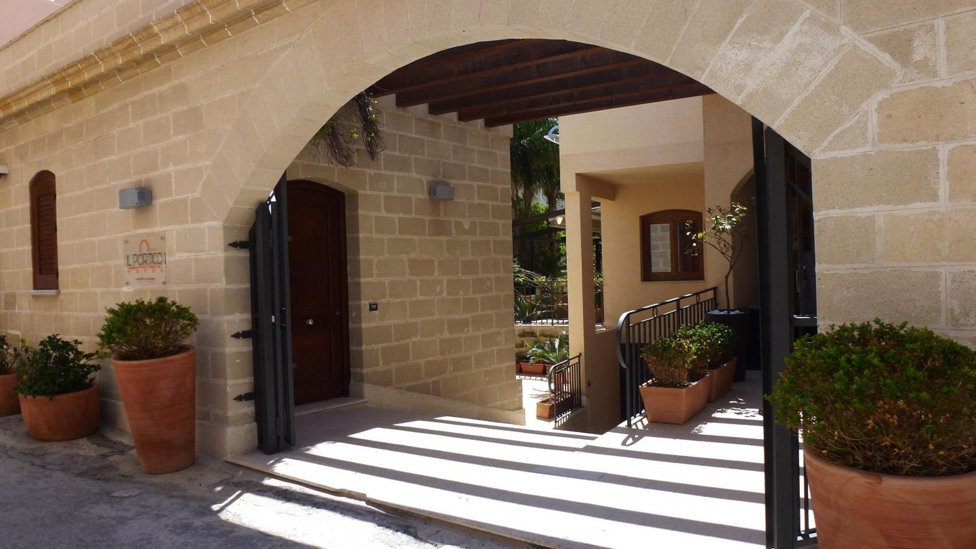 Hotel Il Portico Φαβινιάνα Εξωτερικό φωτογραφία