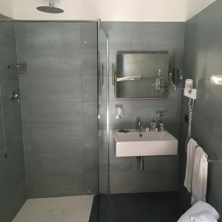 Hotel Il Portico Φαβινιάνα Εξωτερικό φωτογραφία