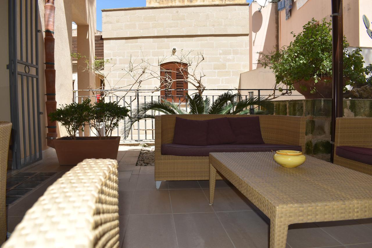 Hotel Il Portico Φαβινιάνα Εξωτερικό φωτογραφία