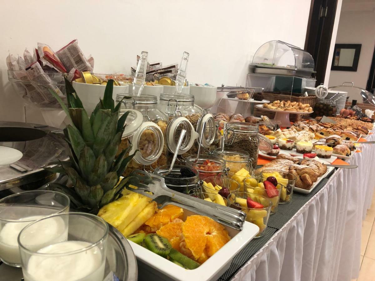 Hotel Il Portico Φαβινιάνα Εξωτερικό φωτογραφία